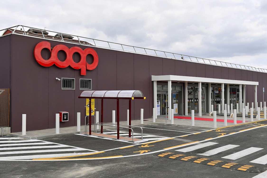 Anche in Puglia e Basilicata la Coop ritira dagli scaffali alcuni prodotti israeliani